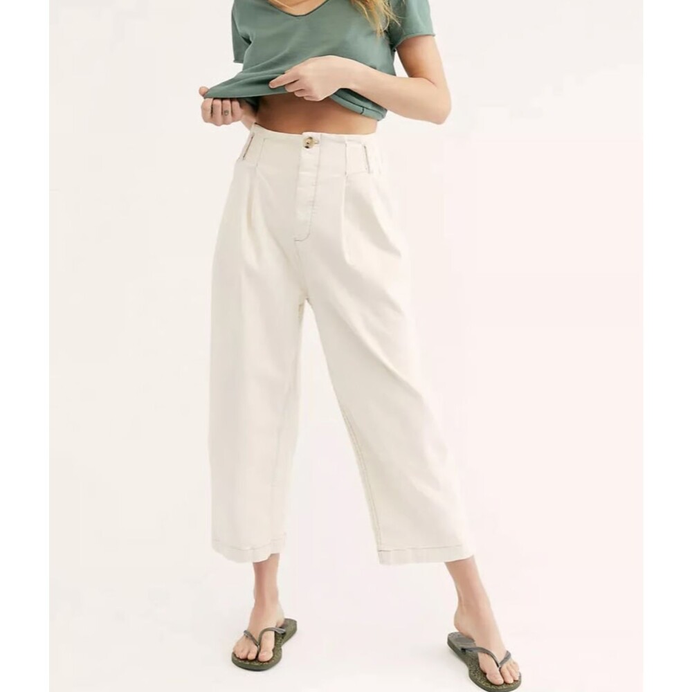Free People Pleated Carrot Cropped Jeans Ecru Size 0